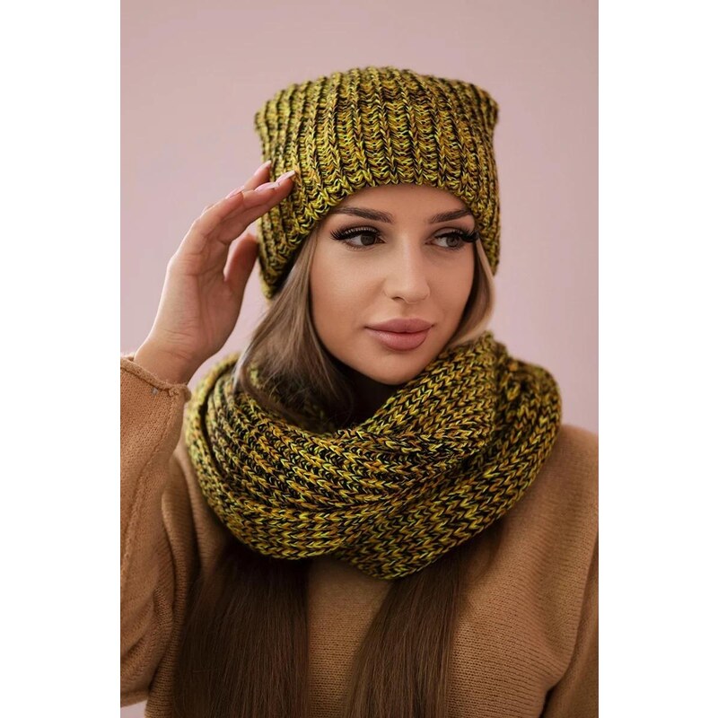 MladaModa Komplet - dámska čiapka + komín K261 farba kiwi 36491647