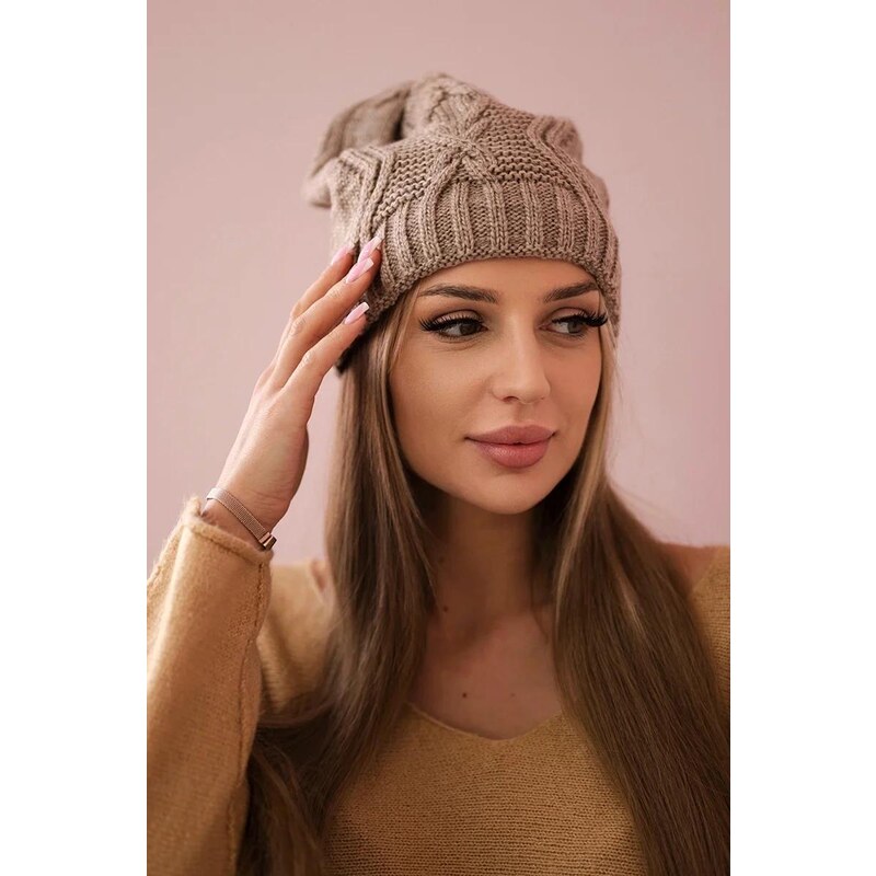 MladaModa Dámska čiapka Sylvia K244 tmavá béžová 36492412
