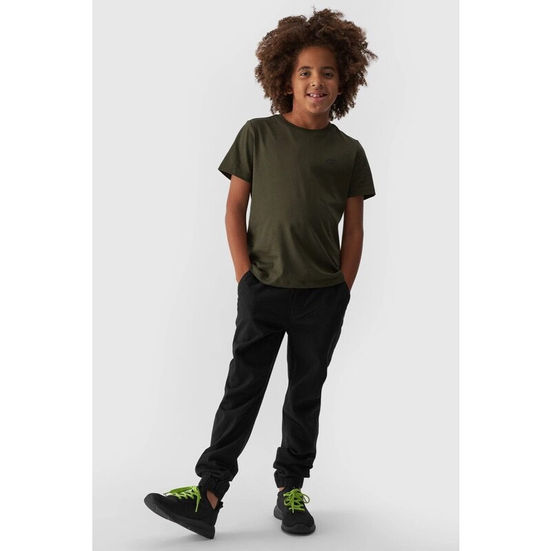 E-shop Chlapčenské Casual Hladké Jogger Nohavice 4F Čierne 4FJWMM00TTR