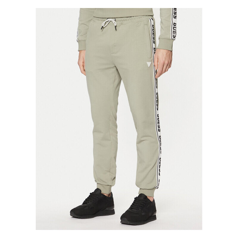 Teplákové nohavice Guess 61070535