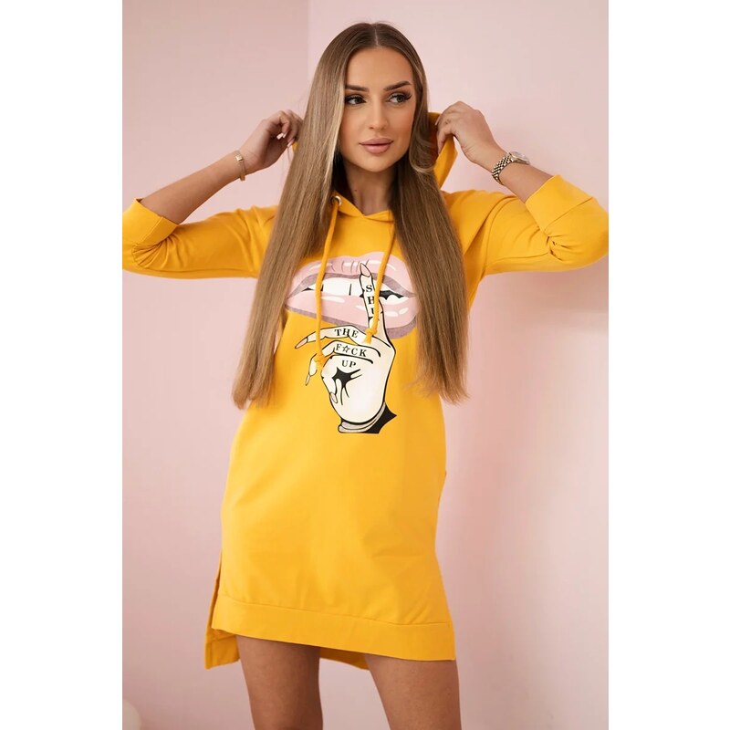 Šaty s dlhším chrbtom a farebnou khaki potlačou 64237593