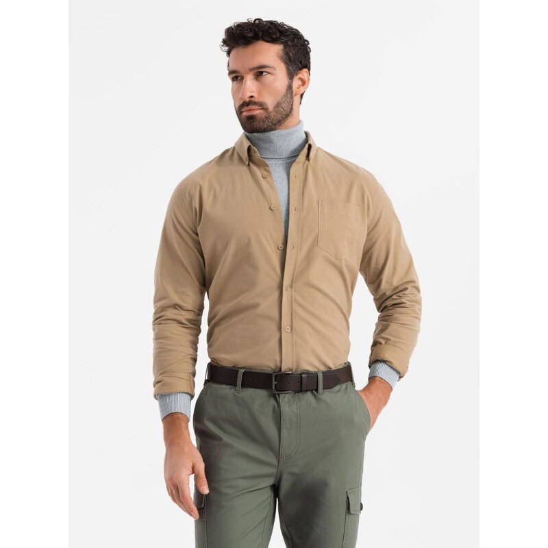 Ombre Clothing Ležérna svetlo hnedá košeľa s vreckom V2 SHOS-0153 48758292