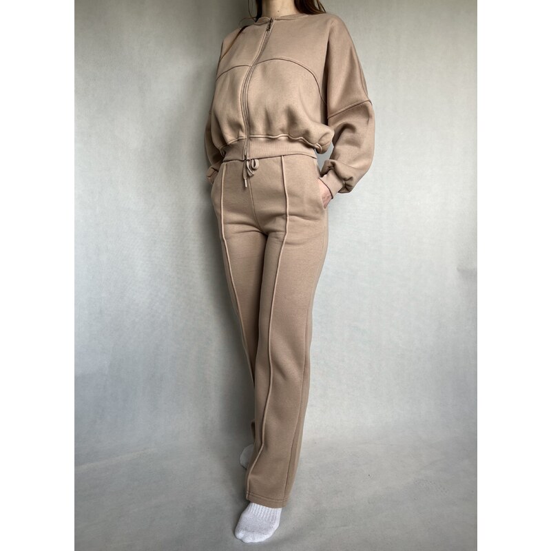 modnenakupy.sk Dámska tepláková súprava ESSIE 61598581