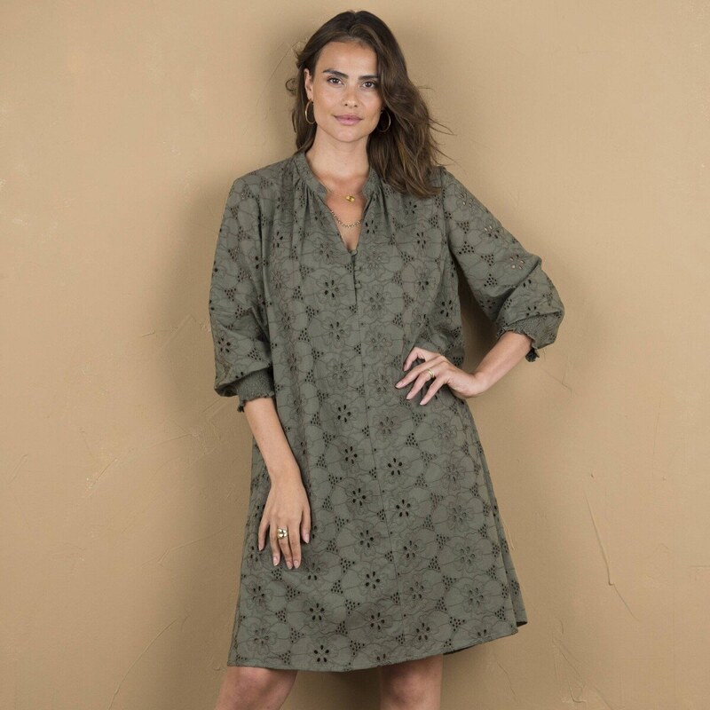 Krátke rovné šaty s ažúrovou výšivkou khaki 038 Blancheporte 61843539