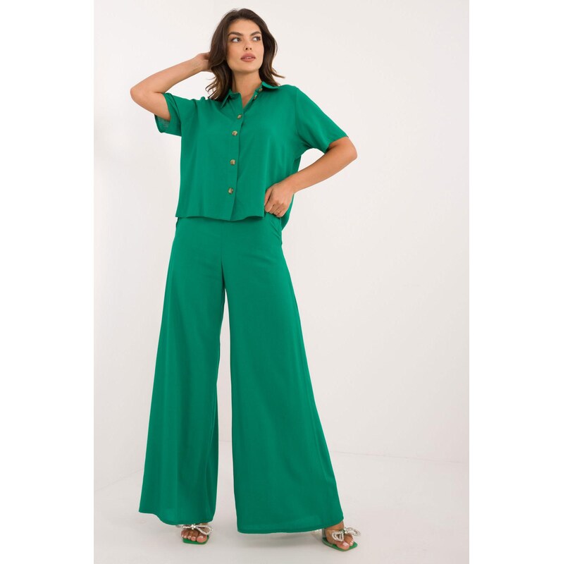 MladaModa Elegantný letný komplet košele a nohavíc model 71420 zelený 62554539