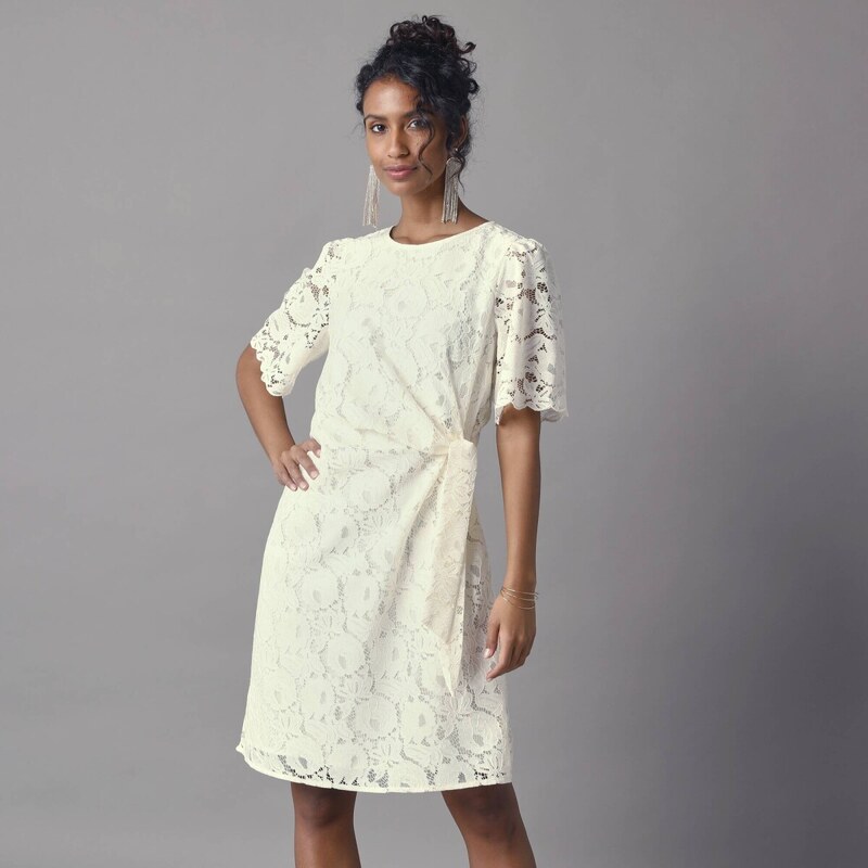 Krátke čipkové šaty ražná 038 Blancheporte 61971455