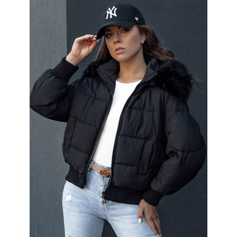 BASIC Čierna dámska zimná prešívaná bunda s kožúškom na kapucni 62022207