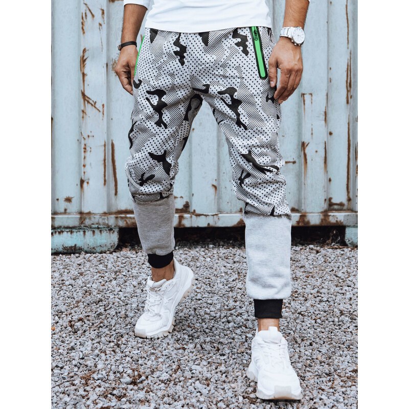 BASIC Svetlosivé pánske maskáčové tepláky UX4453 57642235