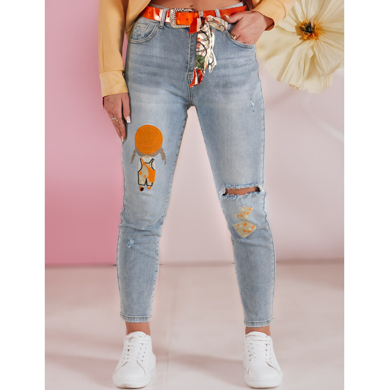 BASIC Svetlomodré dámske slim fit džínsy s odreninami a nášivkami 62427012