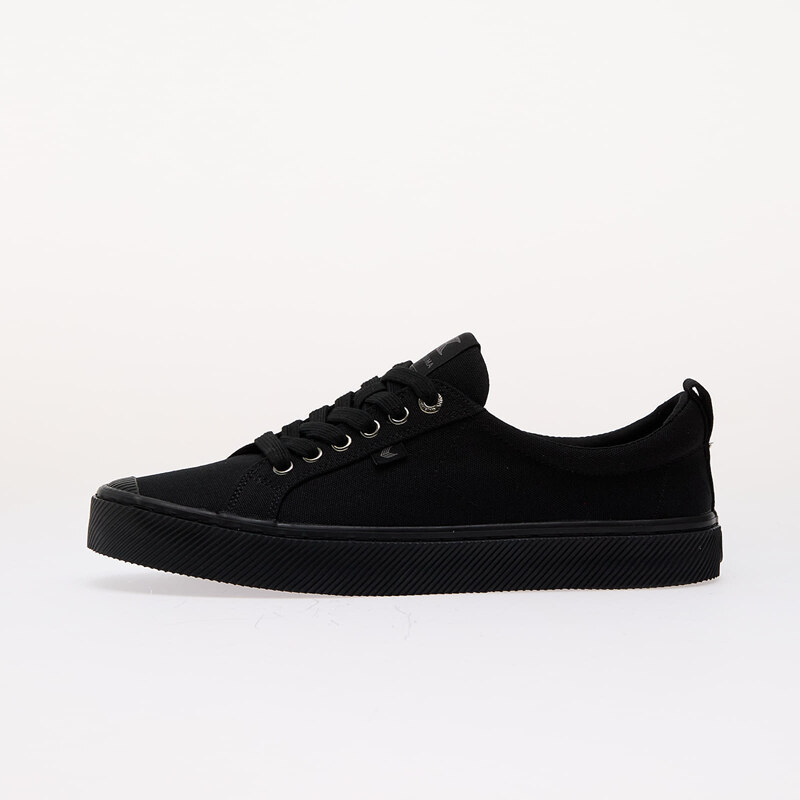 Cariuma M Oca Low All Black 62435586