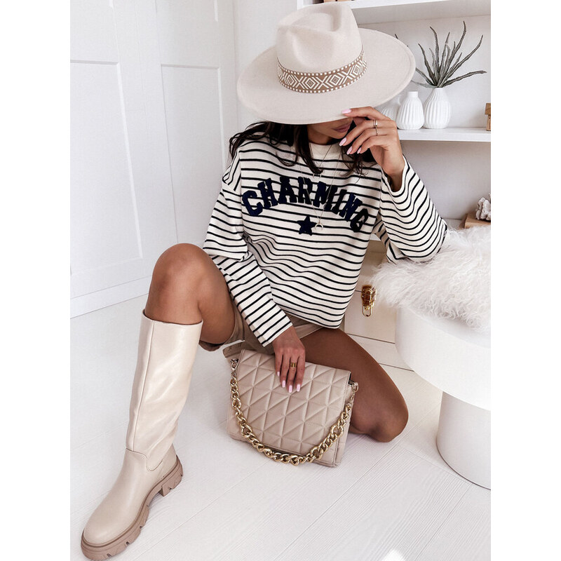 BASIC Tmavomodrý pruhovaný sveter AURORA MY2071 47304359