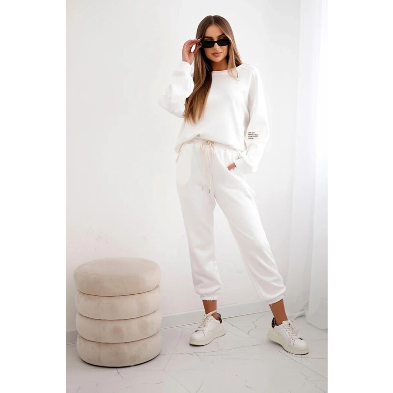 MladaModa Viskózová tepláková súprava model 7065P biela 62639753