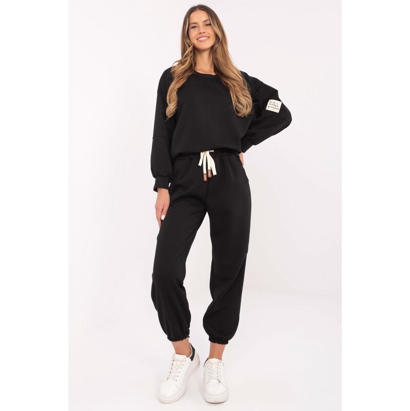 MladaModa Tepláková súprava model 87986 čierna 62639677