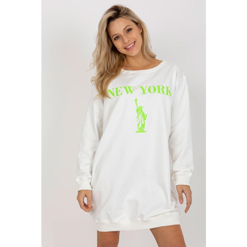 MladaModa Predĺžená mikina s potlačou model 21215 farba ecru + zelená 62701982