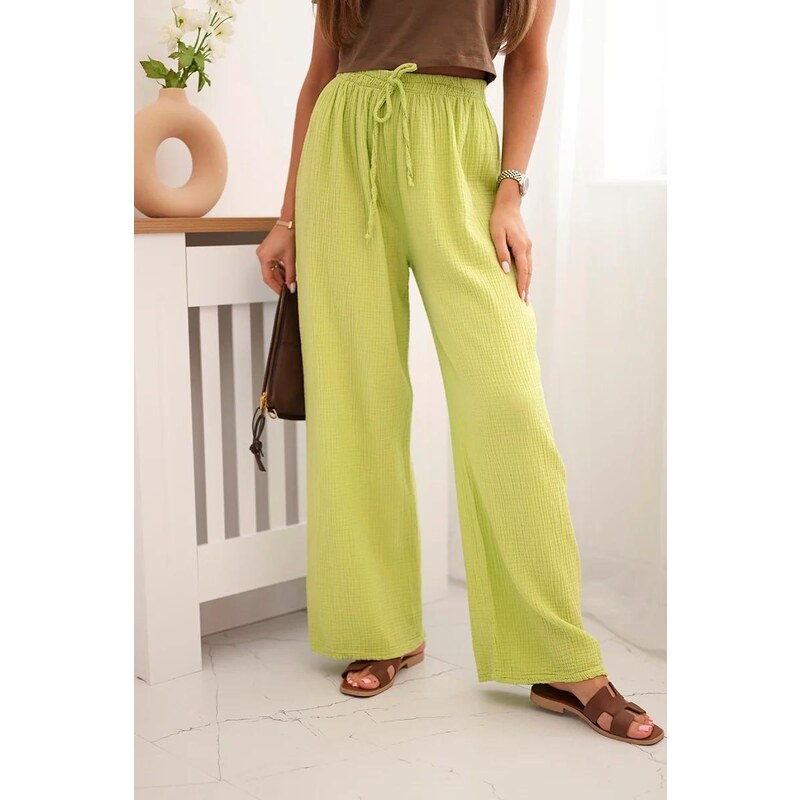 MladaModa Široké mušelínové nohavice model 3204 farba kiwi 63034333