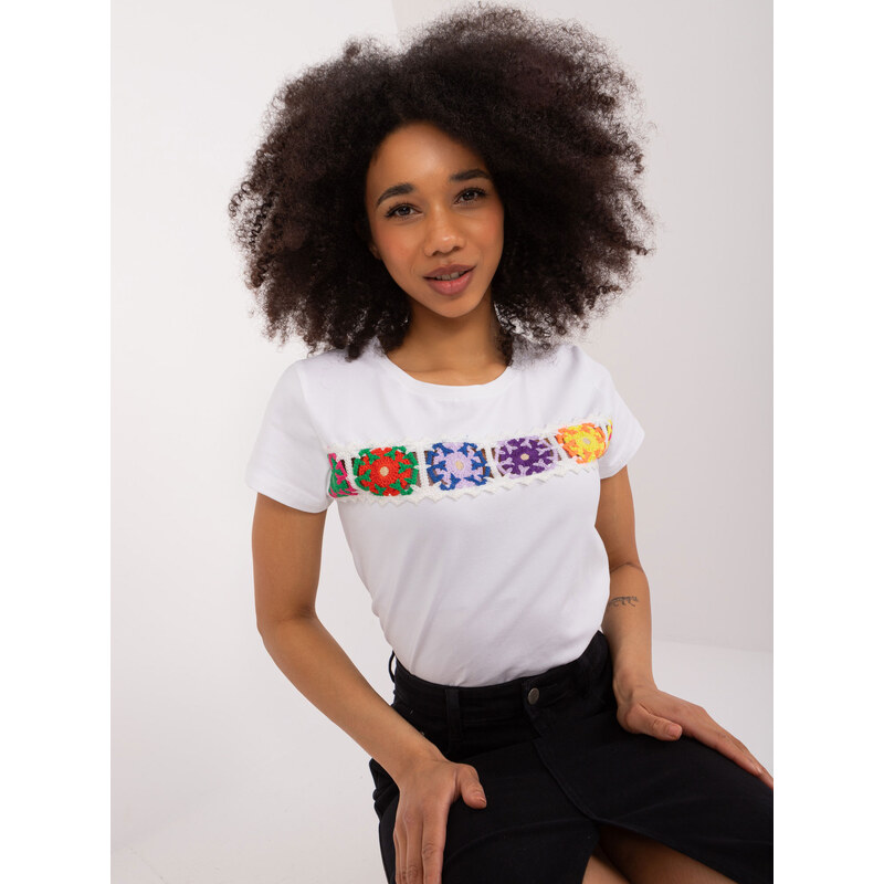 BASIC FEEL GOOD Biele tričko s farebnou výšivkou RV-BZ-9623.16-white 50358440