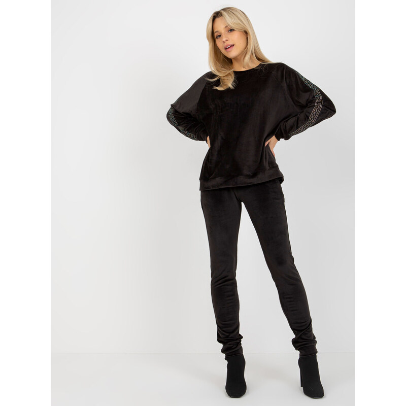 RELEVANCE Čierna velúrová súprava s kamienkovou aplikáciou -RV-KMPL 57954264