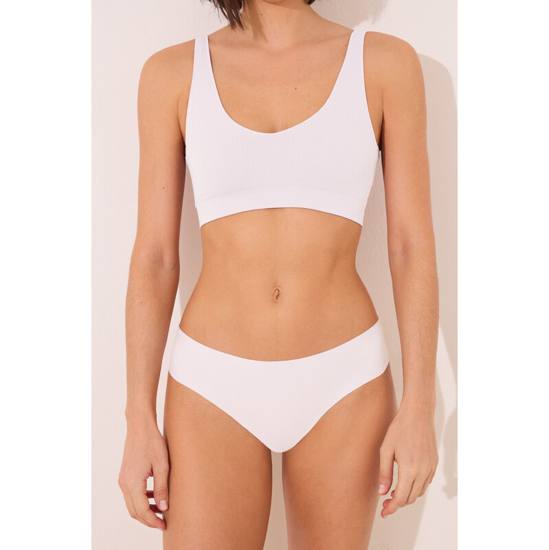 womensecret Klasické biele Clean Cut nohavičky z čipky 63062774