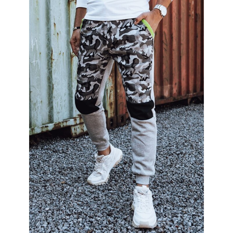 Dstreet Maskáčové trendové tepláky v sivej farbe 63232730