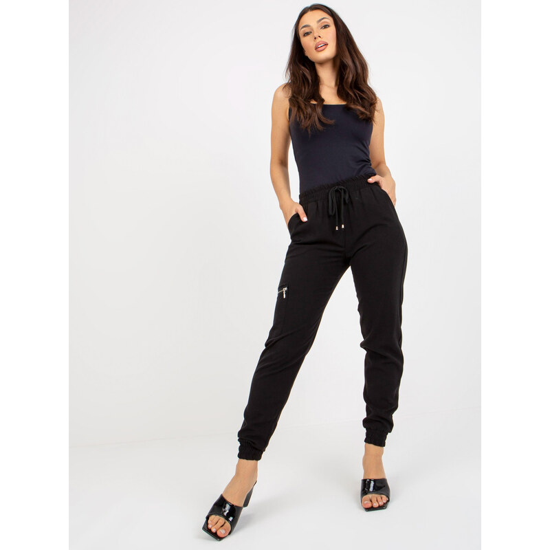 BASIC Čierne nohavice s vreckami -CHA-SP-2022.18-black 36250761