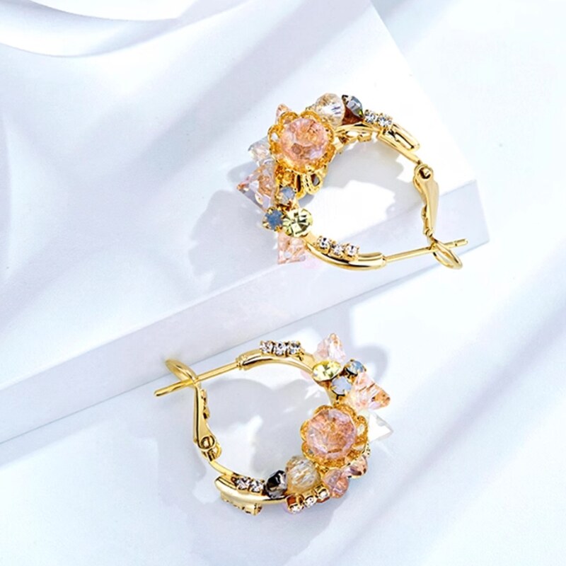 SWAROVSKI Elements Swarovski e. dámske náušnice kruhy Blooming Fields 24593807