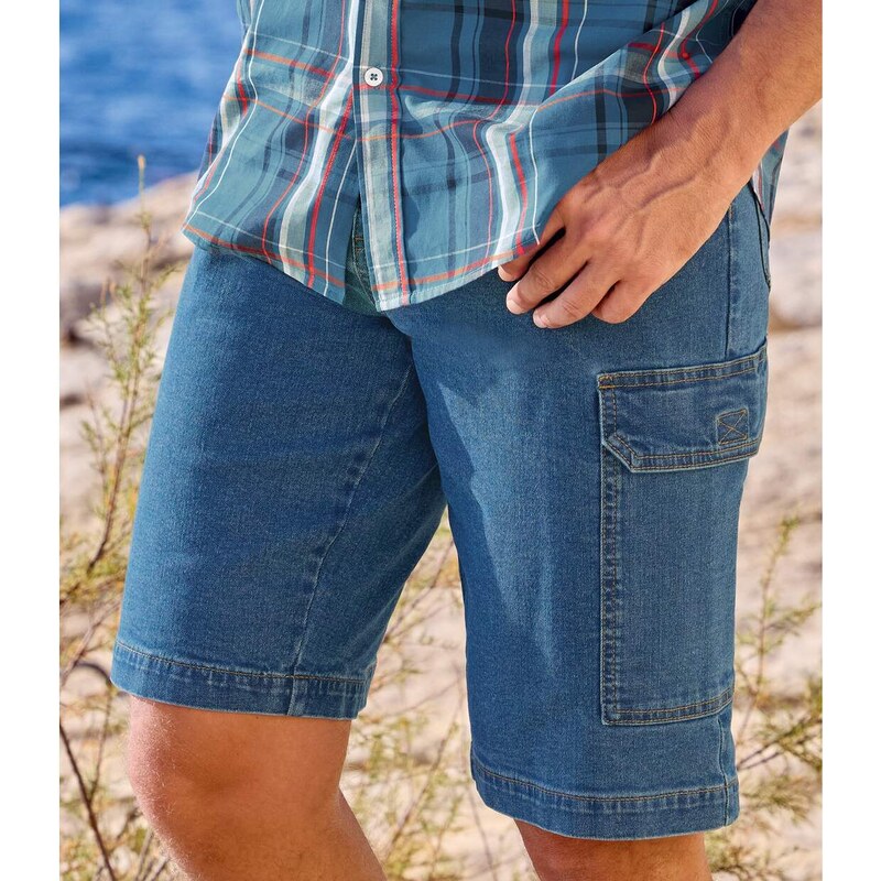 Pohodlné kapsáčové bermudy Atlas For Men Modrá 62747956
