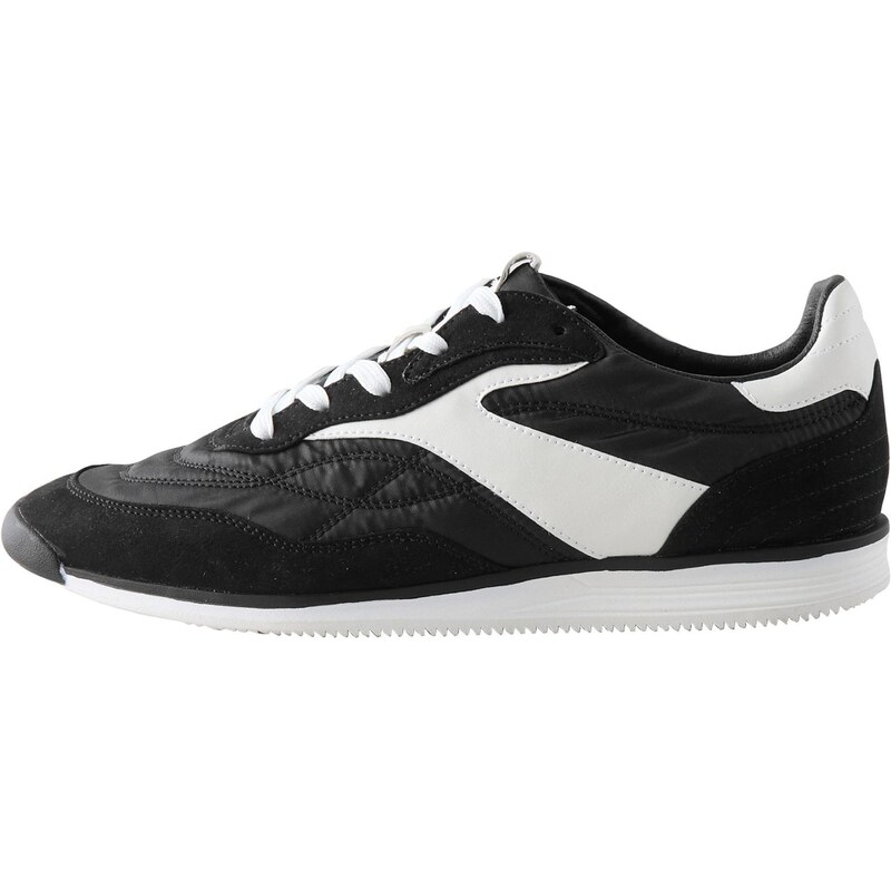 Next Nízke tenisky Forever Comfort čierna / biela 65650069