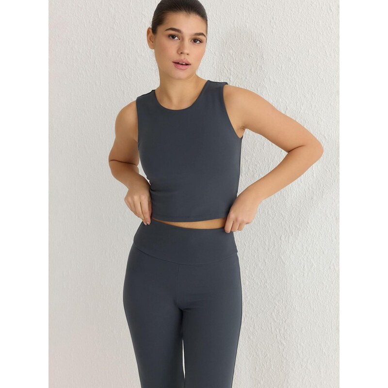 Trendyol Top antracitová 63556581