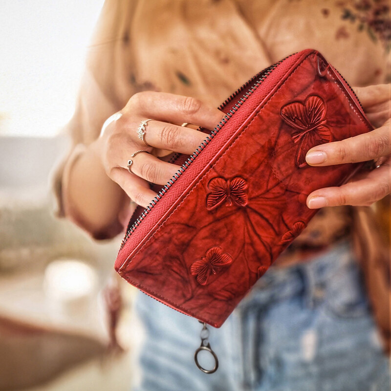 Dámska kožená peňaženka Carmelo červená 2111 M CV 64019544