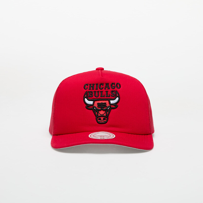 Čiapka Mitchell & Ness NBA Evergreen Bulls Trucker Cap Red Universal 63699887