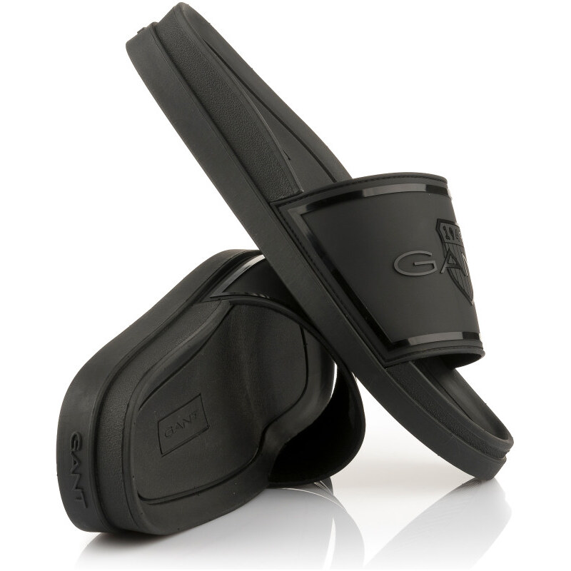 ŠĽAPKY GANT PIERBAY BLACK 63683977