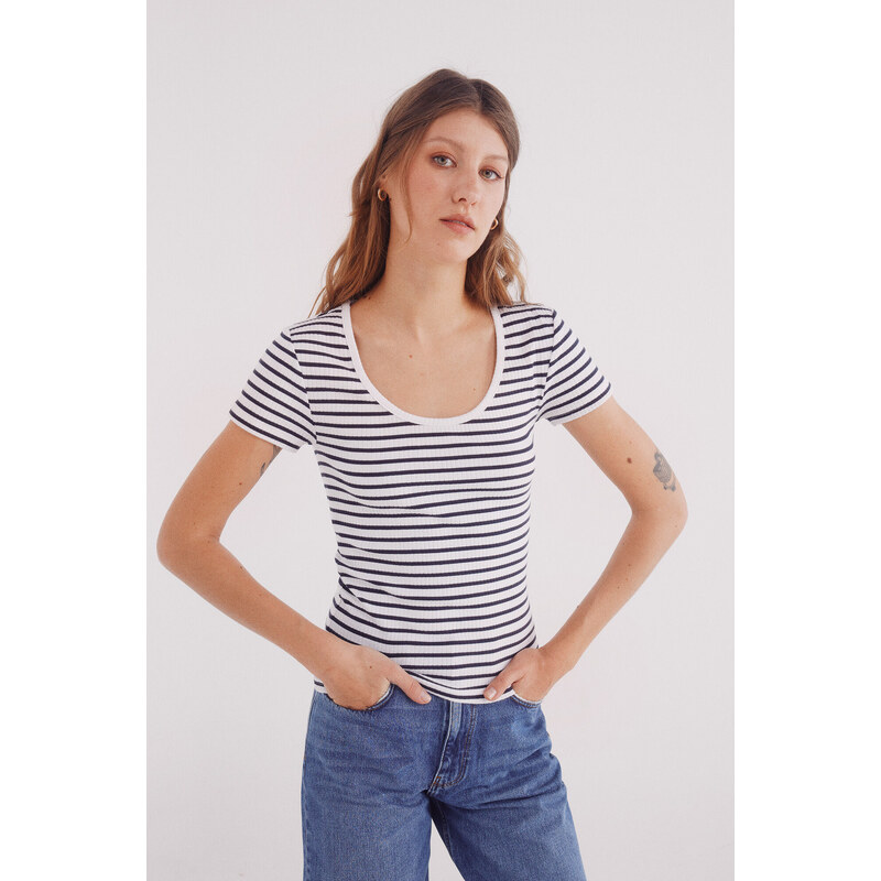 SPRINGFIELD Tričko s okrúhlym výstrihom z rebrovaného materiálu 63834740