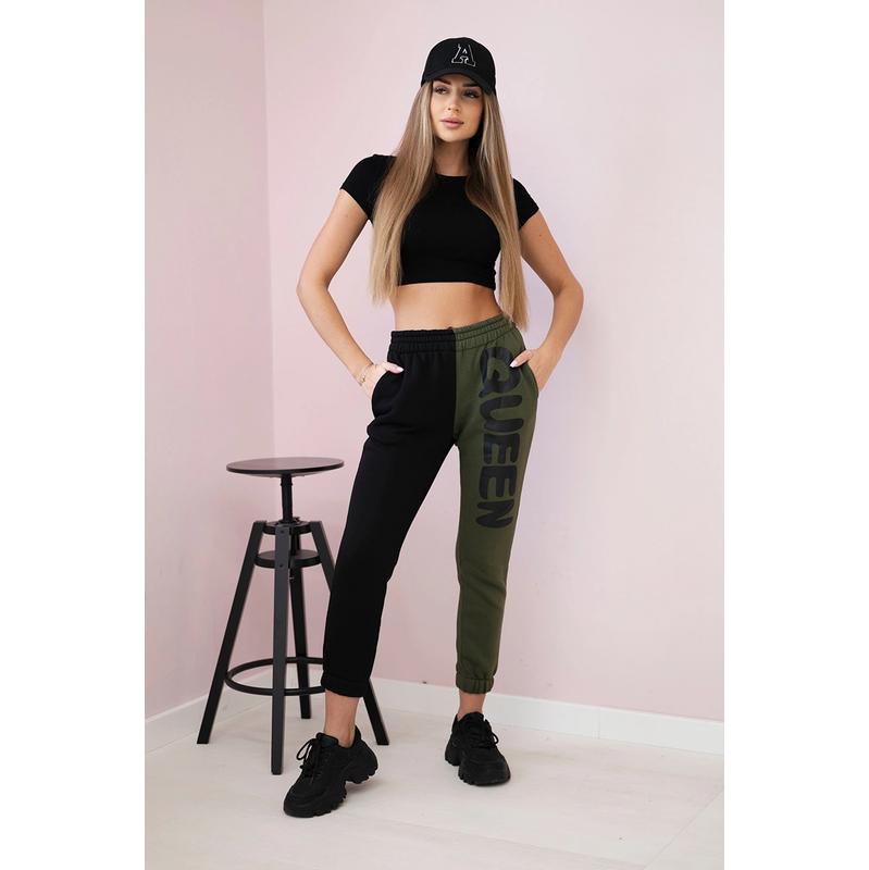 Dámske tepláky s nápisom QUEEN 66890663