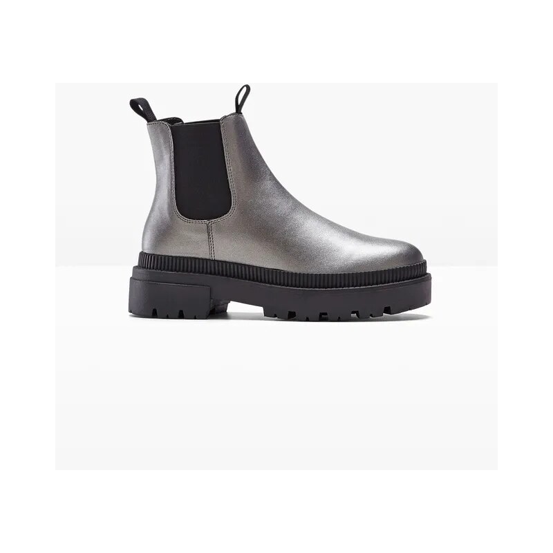 bonprix Čizmy Chelsea, farba strieborná 47656855