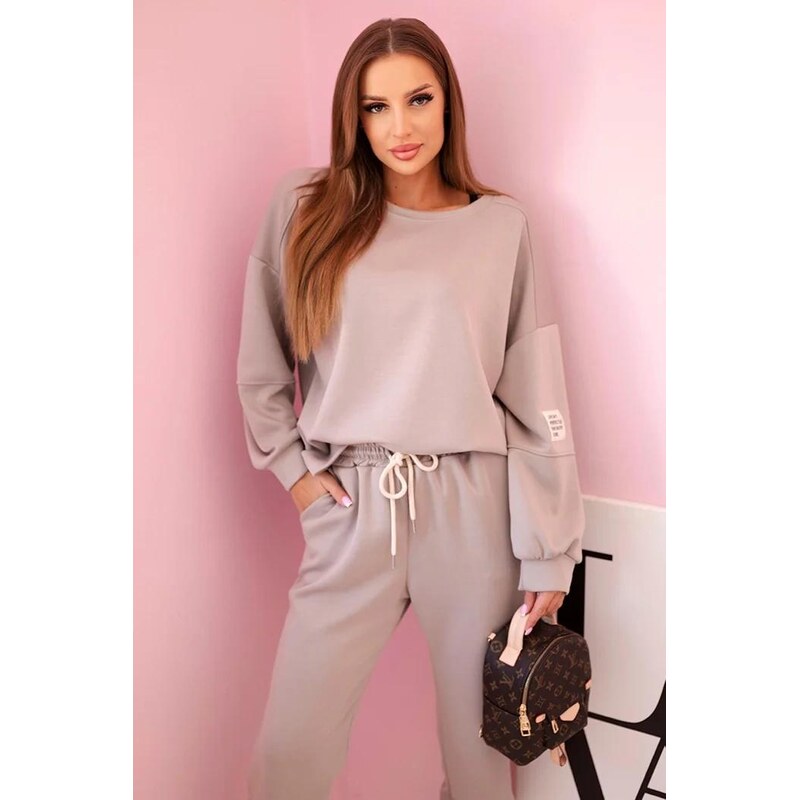 MladaModa Viskózová tepláková súprava model 7065P tmavá béžová 65082670