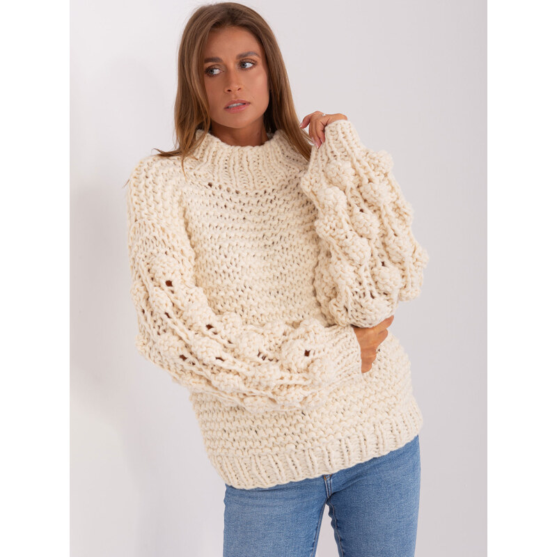 ITALY MODA Svetlobéžový sveter s naberanými rukávmi AT-SW-2382.97P 57952951