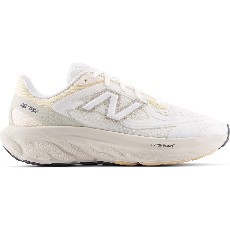 Dámske topánky New Balance UTRNEA – béžové 65231218