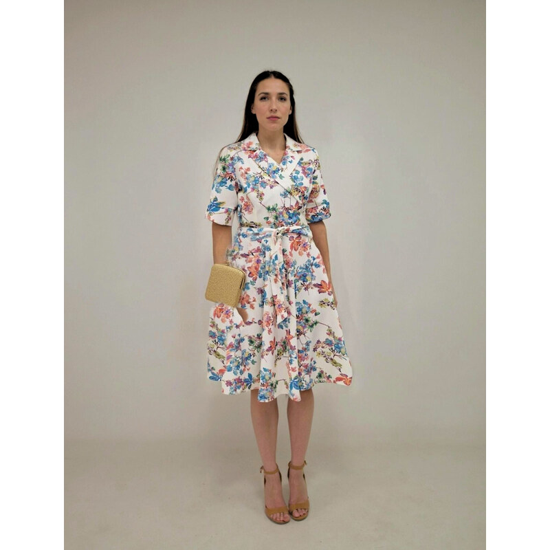 (veľ. 2XL) Sakové šaty s ružovými a modrými kvietkami biele 64377070