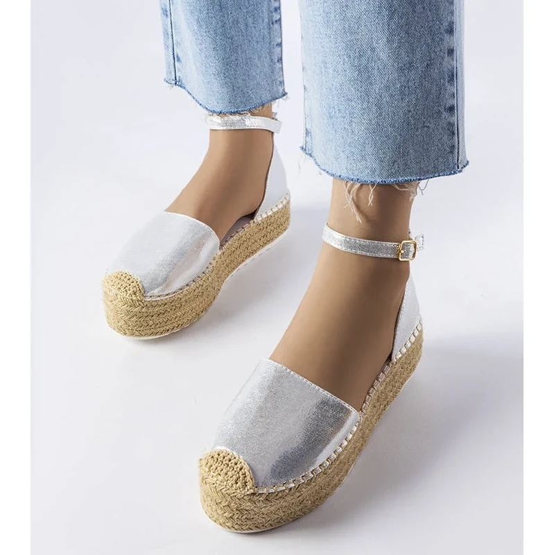 Gemre Strieborné espadrilky na platforme Clousson 64672793