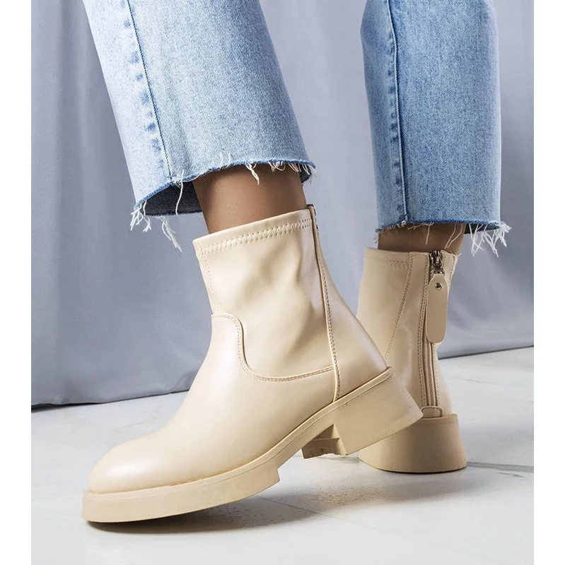 Gemre Béžové klasické topánky Victoire 64676687