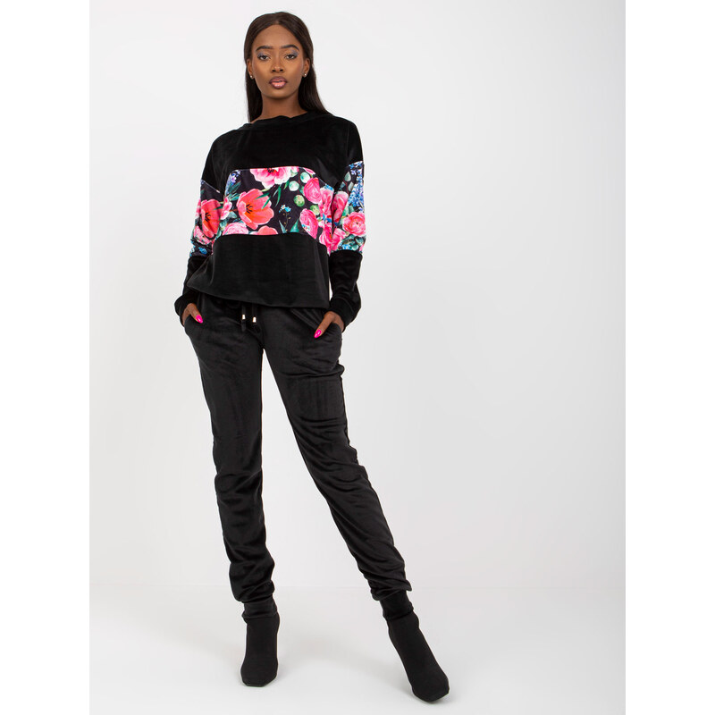 RUE PARIS Čierna tepláková súprava so vzorom kvetín -RV-KMPL-8172.44P 57950698