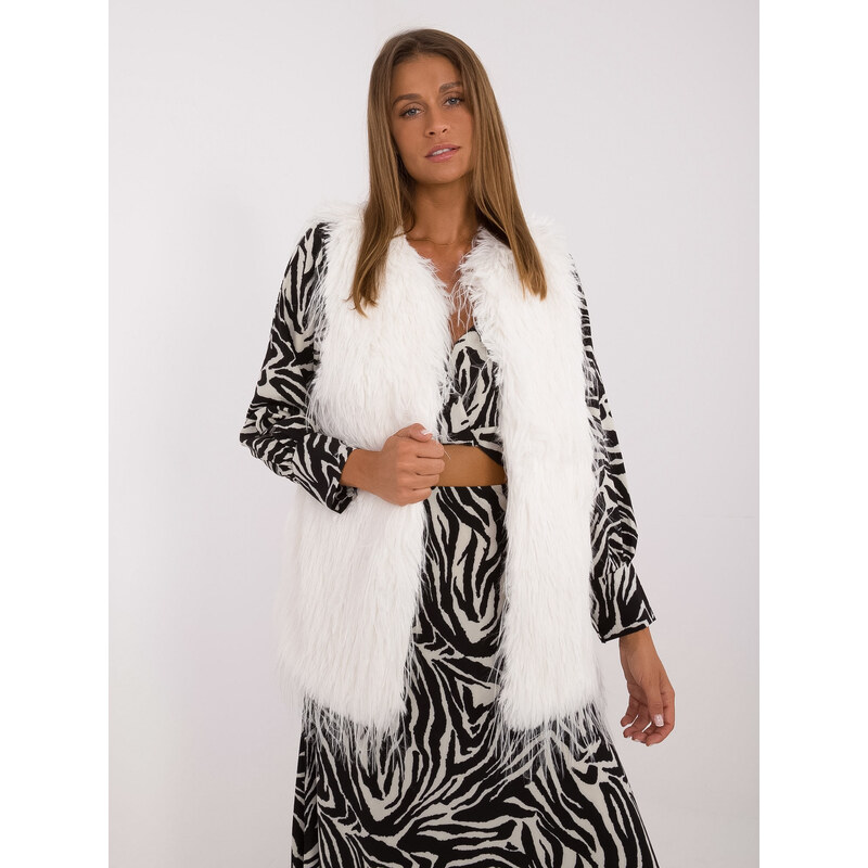 ITALY MODA Smotanová kožúšková vesta AT-KZ-2349-1.80-ecru 57956215