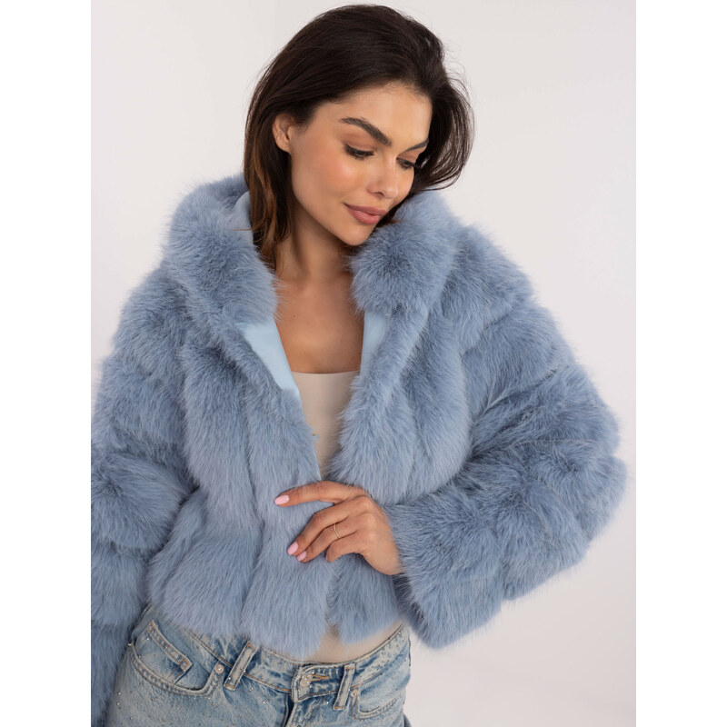 ITALY MODA Svetlomodrý dámsky krátky kožúšok s kapucňou AT-KR-2378.97P 66148945