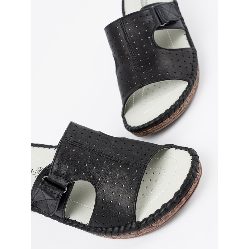 Shelvt Black wedge flip-flops with cutouts