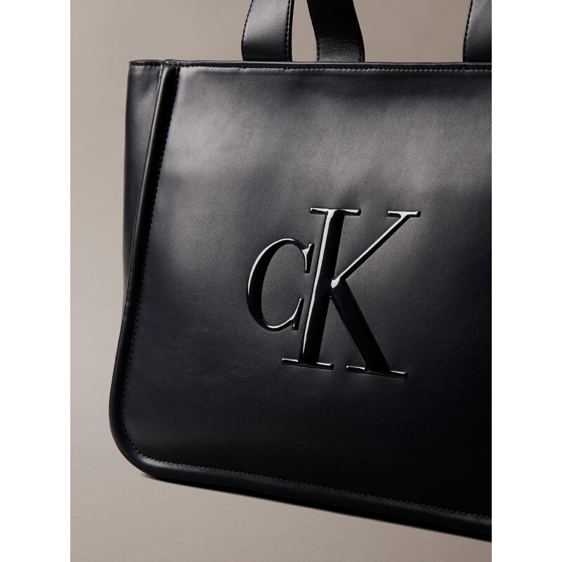 Calvin Klein Shopper čierna