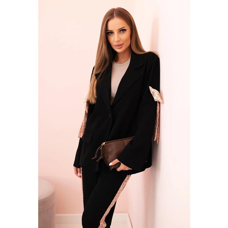 MladaModa Elegantný viskózový komplet saka s mašľami a nohavíc s 65082618