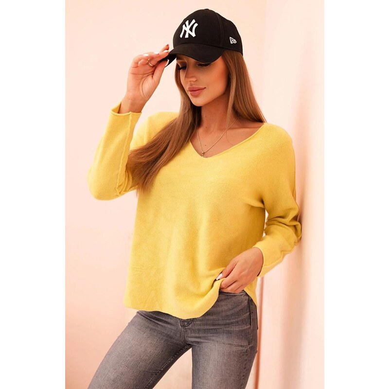 MladaModa Viskózový sveter so srdiečkovým výstrihom model IT88 65202147