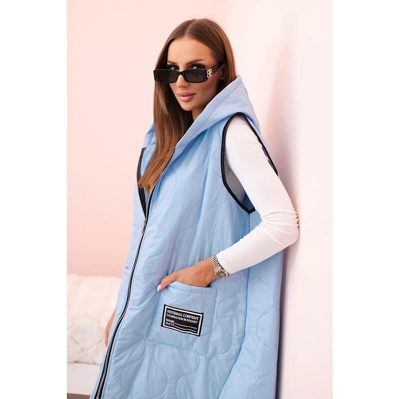MladaModa Prešívaná oversize vesta s kapucňou a zipsom model 5393 65279668