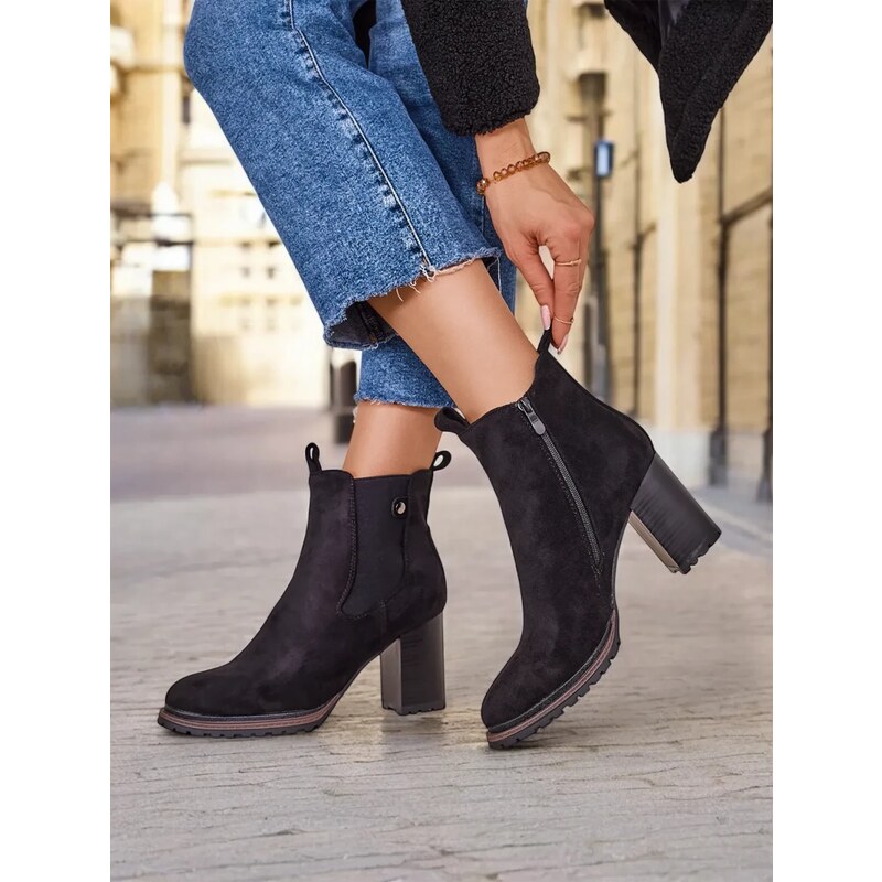 Resti Womens eco-suede ankle boots on a pillar Idilla 64965861