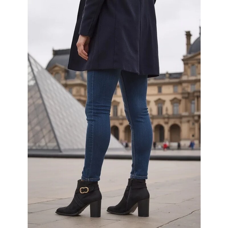 Resti Womens ankle boots on a heel Lomie 64979308